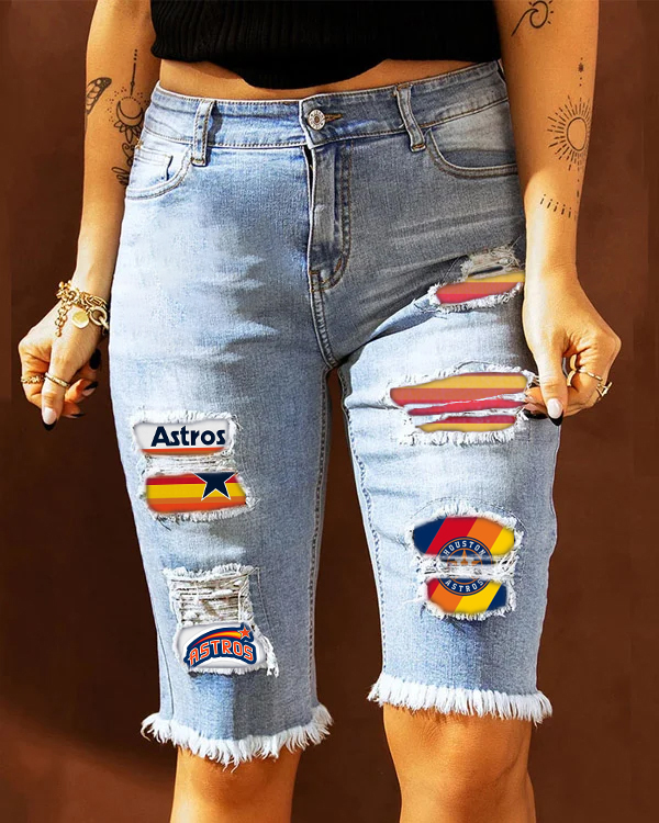 MID-RISE RIPPED PATCHES DENIM BERMUDA SHORTS - Baseswear