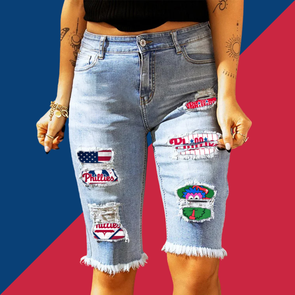 MID-RISE RIPPED PATCHES DENIM BERMUDA SHORTS - Baseswear