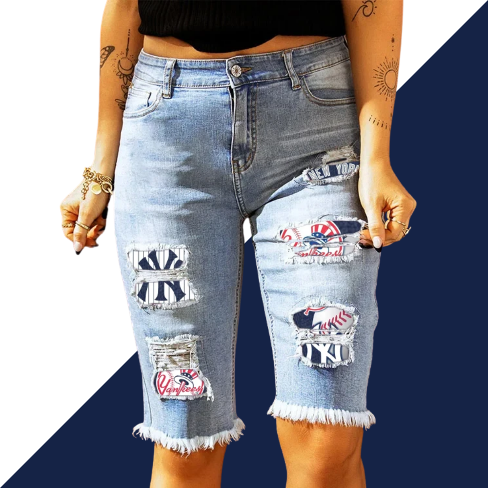 MID-RISE RIPPED PATCHES DENIM BERMUDA SHORTS - Baseswear