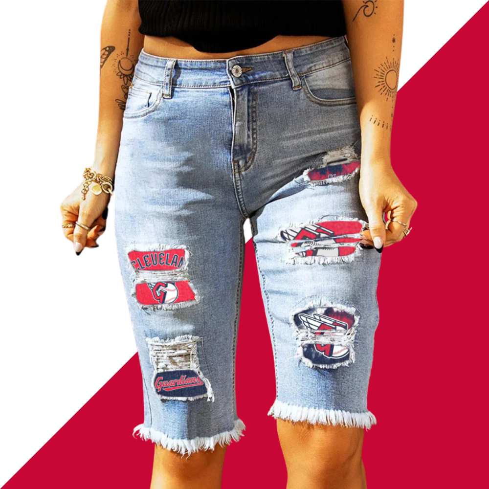 MID-RISE RIPPED PATCHES DENIM BERMUDA SHORTS - Baseswear