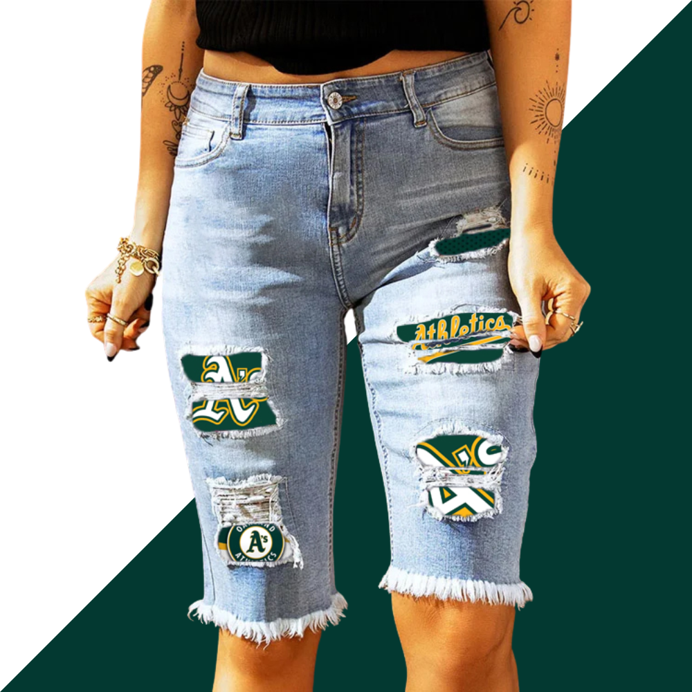 MID-RISE RIPPED PATCHES DENIM BERMUDA SHORTS - Baseswear