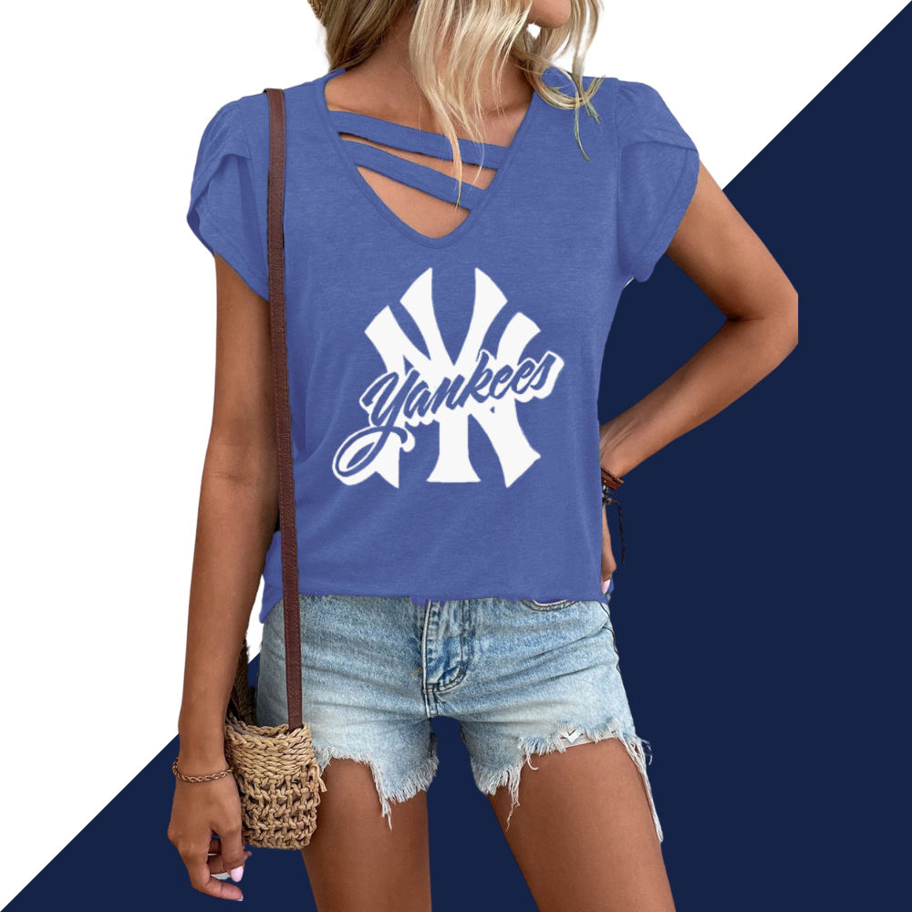 V-neck t-shirt with petal sleeves - Baseswear