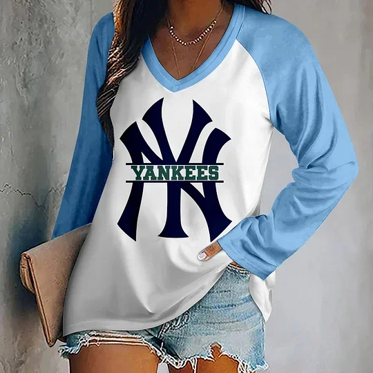 Women's V-neck Double-layered Long-sleeved Loose T-shirt - Baseswear