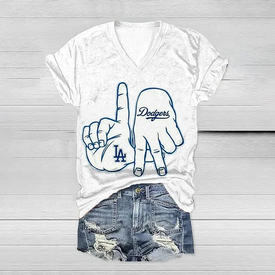 V-Neck T-Shirt - Baseswear