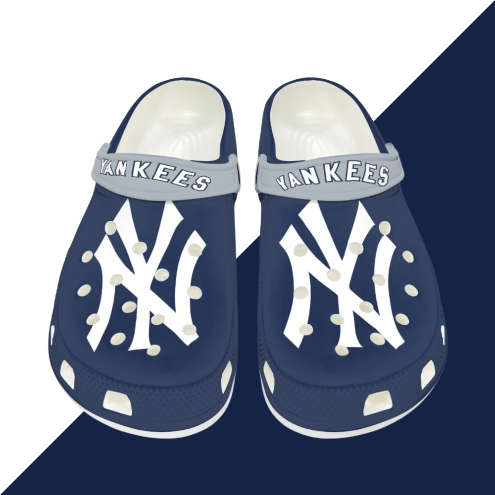 Crocs/beach shoes-New York Yankees - Baseswear